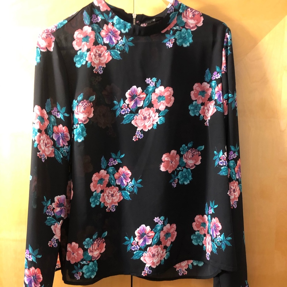 Forever 21 Floral Top NWT